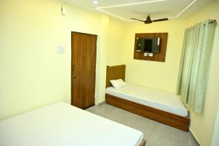 SRI GURUPRIYA PG HOUSe - 3