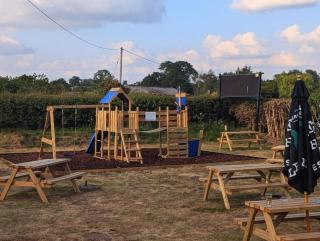 The Castle Inn - - 6