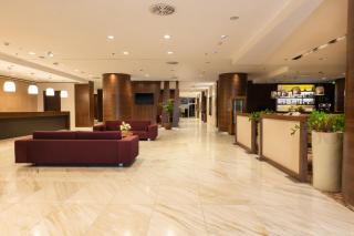 DoubleTree By Hilton Košice - Košice - 2
