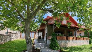 Ev - Taş Ev - Bahçeli Villa - 8 Kişilik - Bursa - Nilüfer - 0