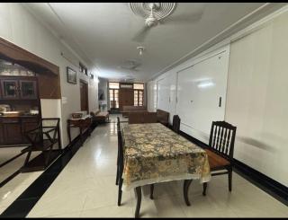 Well built bungalow guest house - Patiāla - 5