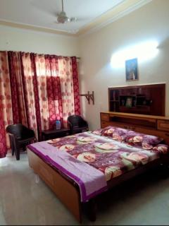 Well built bungalow guest house - Patiāla - 3