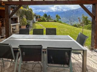 Chalet l'Aiglon Valais - Vue, Confort, Jacuzzi - Grône - 9
