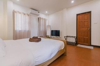 Modern Family House - 4 Bedrooms and 2 living rooms - fully furnished - 5 mins from Old Town with Art Gallery - Coffee Shop - and Creative Workshop - DEJA Home - 3