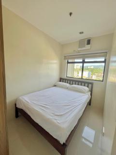 The MIDPOINT Residences 2 bedroom for couple or family condo near Ayala Center Cebu and SM City Cebu - Mandaue - 3