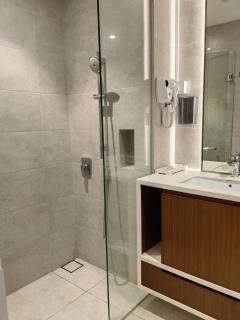 Doubletree Resident Royal Lux - Shah Alam - 1