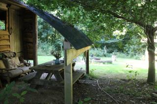 Thatched Roundhouse in Somerset Woodland - Martock - 2