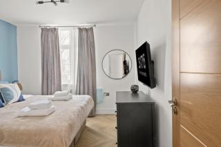 Chic London Flat I free parking I extended stays - Harrow - 5