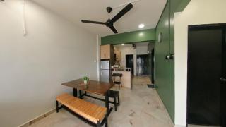 4-10pax Doorstep To PRIVATE BEACH "HEALING", WATERSPORT, Bbq Set, Pool, Wifi, 50"TV - Port Dickson - 1