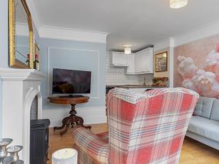 Pass the Keys Bright Town-Centre Flat with Outdoor Area - Ulverston - 9