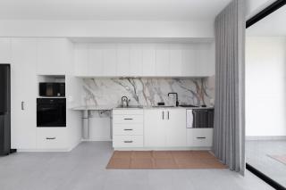 Mangini Apartments - Unit 3 - Perth - 3