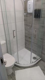 Letzi Premium Cozy Retreat Private En-Suite Rooms, Heathrow Airport - Hayes - 7