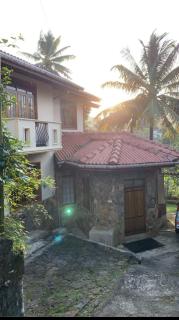 Hotel Neelkant Bhawan - - 5