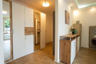 EasyStay Studio with Queen-Size Bed, Self Check-in K6 - 8