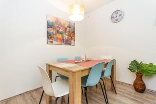 2BR Lakeside Haven w AC by NW - Siófok - 5