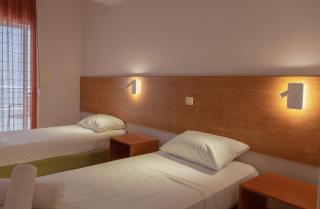 Fenix Apartments - Mola Kalyva - 8