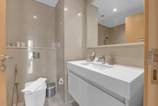 Luxury 2BR Downtown Burj View, Heart of Downtown - 5