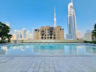 Luxury 2BR Downtown Burj View, Heart of Downtown - 3