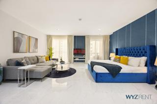 HUGE Stylish Beachfront Studio JBR Walk Murjan 2 - 3
