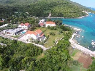 Frontline Korcula Villa A Stones Throw To The Beach Villa Korcula Bay View - 9