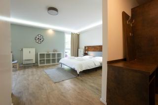 Modern Studio with Queen-Size Bed, Self Check-in - Wenen - 3