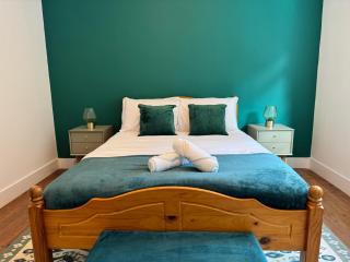 Ground Floor 2-Bed Apartment In Hackney - 9