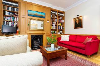 Veeve - Politics in Pimlico - Londra - 8