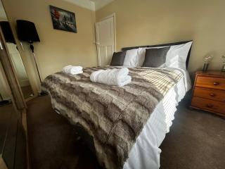 Park Road Retreat - free parking and pets welcome - Faringdon - 5