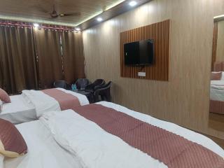 Pavani Resort - Barkot - 2