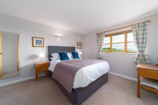 Upper Tallet at Accott Manor - - 5
