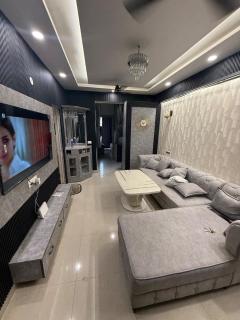 Sams Luxe Homestay - 1