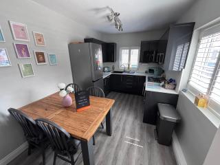 Central, dog friendly, private courtyard - Edwinstowe - 2