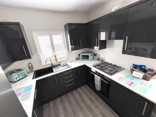 Central, dog friendly, private courtyard - Edwinstowe - 4