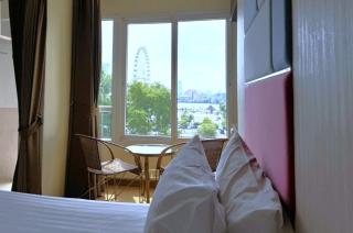 The Sunreno Hotel Bangkok - Bangkok - 9