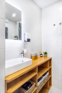 Designer studio apartment in the heart of the city - free parking! - Pärnu - 2