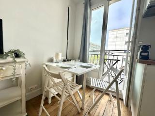 New 702 Suite Piscine - Cosy Apartment Paris Center - 5