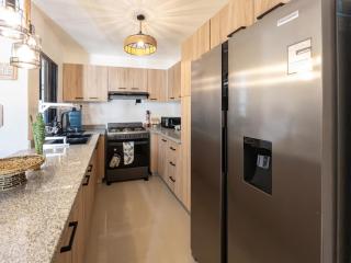3 Bdr Apt in La Romana - Full Kitchen - Pool - Gym - Security - - 6