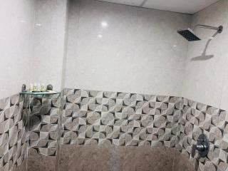 Hotel Vistara Gomti Nager - 2