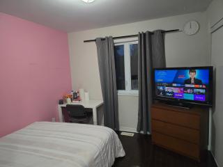 Cozy Room 4mins from Ottawa-Gatineau Airport - Gatineau - 8
