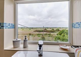The Ferry Cottage - Walton - 3