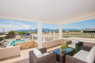 Villa Cela with Private Pool, by ZanteWize - - 3
