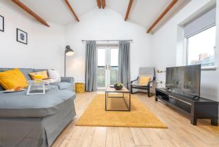 Chic 2 Bedroom House in the Heart of Cardiff - 5