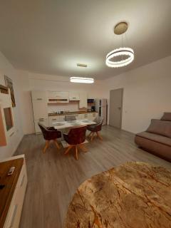 Alexandru - - 1