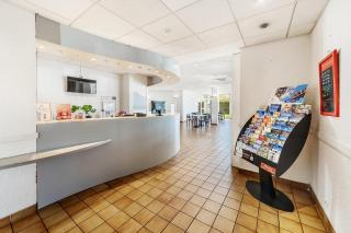 Comfort Hotel Montlucon - 4