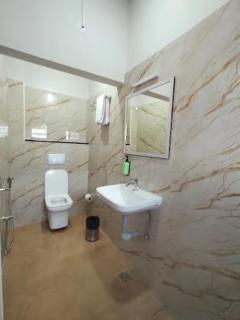 CBL104 Inn By Blessings Hospitality - Chennai - 1