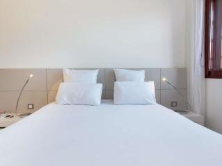 Novotel Suites Perpignan Centre - Perpignan - 5