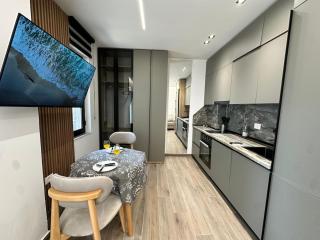 Seaside Escape Apartment 3 - 6