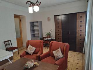 Spacious 150 m2 Home with Garden - Erevan - 1