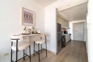 Frank Porter - Bloom Tower C - 6