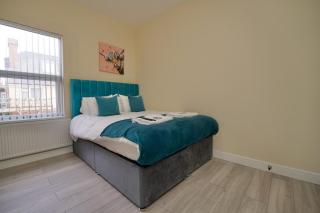 Hastings Manor - Free Netflix, Parking, WiFi & Private Garden - Coventry - 1